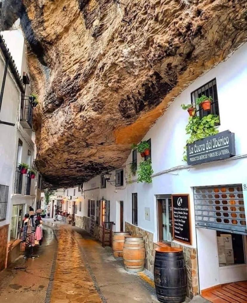Casa Cueva “El Refugio En La Cueva” Villa Setenil De Las Bodegas Bagian luar foto
